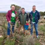 Alicante ‘renace’ con la Reforestación de Primavera del Monte Orgegia y el apoyo de un millar de voluntarios