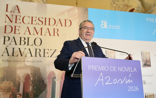 Pablo Álvarez desgrana la memoria, los afectos y el deseo en La necesidad de amar, Premio Azorín 2026