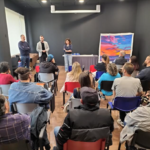 ‘Art al Balcó’ regresa a Elda con una nueva edición para compartir el talento de artistas eldenses y de otras localidades