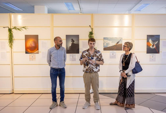 El creador Aitor de l’Arc exposa ‘NOWAIDAYS’ a la Casa de Cultura de l’Alfàs