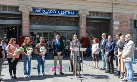 Alicante recuerda a las víctimas del bombardeo del Mercado Central en el 88 aniversario del ataque aéreo