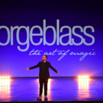 Jorge Blass trae la magia del siglo XXI al Teatro Chapí de Villena