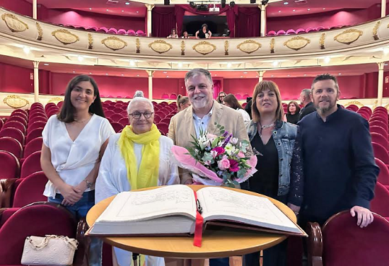 El Teatre Chapí homenatja l’actriu Lola Herrera que deixa el seu nom a una de les seues butaques
