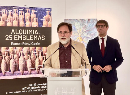 El artista Ramón Pérez Carrió presenta en el Palacio Provincial veinticinco obras de su serie ‘Alquimia’