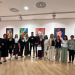 La exposición “Mujeres que Inspiran” reúne obras de 15 artistas en La Nucía