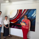 La Concejalía de Cultura de Orihuela recibe la donación de la obra ‘Nanas de la cebolla’ de la artista Maite Barros Lafuente