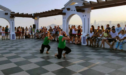 La dansa contemporània presa des d’aquest dijous els carrers de Benidorm amb el festival ‘Les Ones’