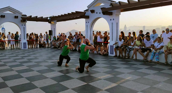 La danza contemporánea toma desde este jueves las calles de Benidorm con el festival ‘Les Ones’