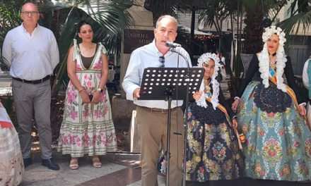 Rafael Alemañ evoca l’amistat entre Emilio Varela, Óscar Esplá i Gabriel Miró en l’homenatge a l’escriptor alacantí