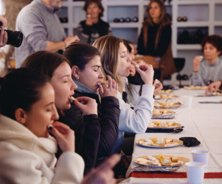 Alicante Gastronómica incorpora el Aula de Queso, un nuevo espacio experiencial dedicado a la producción artesana de los mejores productos de la provincia
