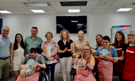 La asociación de Paralíticos Cerebrales gana el concurso de cocina del Cerca con su menú de salmón y ensaladilla alicantina