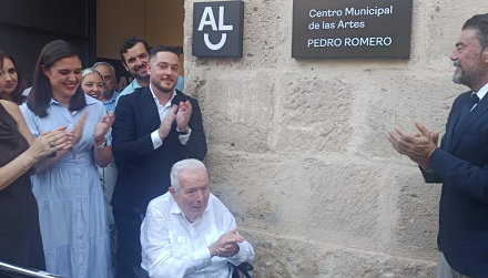 Alicante rinde homenaje al exedil Pedro Romero y asigna su nombre al Centro Municipal de las Artes
