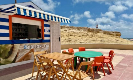 Música, teatro, juegos, animación a la lectura y espectáculos circenses, actividades para las “biblioplayas” de El Campello, que abren al público el sábado 1 de agosto