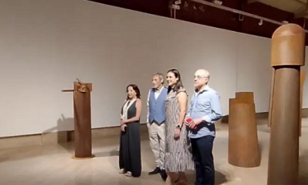 Miquel Navarro y Andrés Rábago   “El Roto” invitan a la reflexión en la Lonja del Pescado