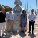 Torrevieja incorpora al puerto esculturas monumentales de Manolo Valdés