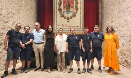 Turismo de Alicante y APSA renuevan y amplían el convenio para contratar a seis trabajadores en el Castillo de Santa Bárbara