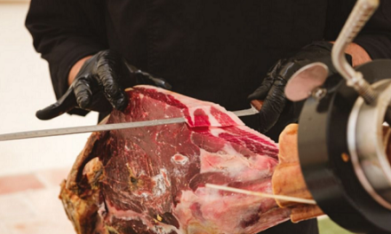 Alicante Gastronómica convoca ‘A Cuchillo’, la primera edición del Concurso Profesional de Corte de Jamón