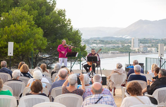 Cuatro escenarios con encanto para celebrar la X edición de ‘Conciertos a la llum de la lluna’ en l’Alfàs
