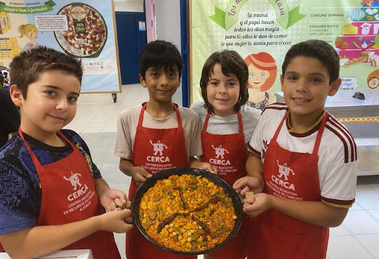 El campus de verano del Cerca de Alicante enseña a cocinar y comer de forma saludable a más de 600 menores en su 20 aniversario