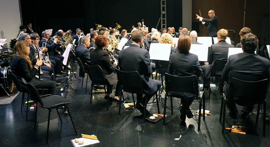 Benidorm subvenciona con 45.000 euros las escuelas de las tres bandas de música locales por su labor cultural y educativa