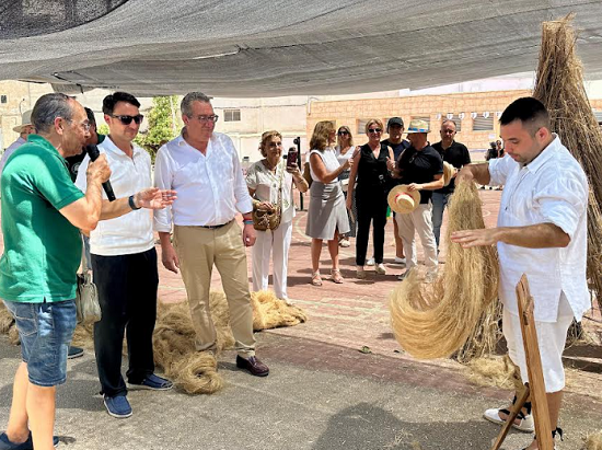 La Feria del Cáñamo de Callosa de Segura un escenario que muestra  las tradiciones y costumbres locales del trabajo artesanal