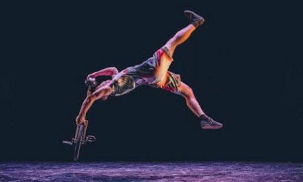 El Festival HOP! Villena celebra la seua 10a edició amb circ, teatre gestual, clown i dansa urbana