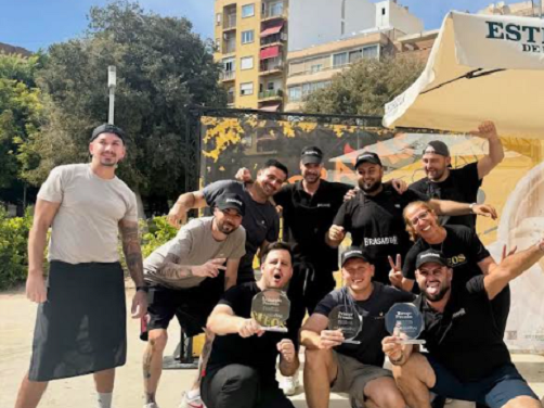 Las mejores patatas bravas del restaurante Vino y Más se podrán degustar en el stand del Ayuntamiento de ‘Alicante Gastronómica’