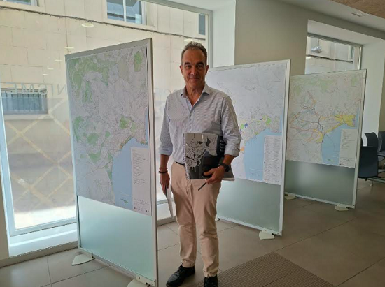Alicante expone la documentación y los planos del Plan General Estructural en Urbanismo para facilitar su consulta