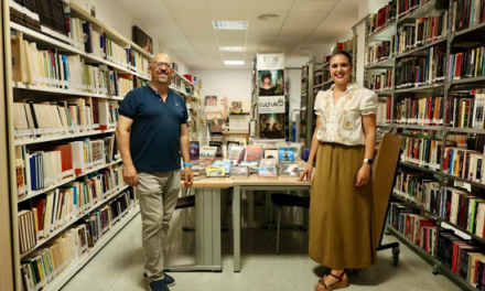 El Festival True Crime dona más de 70 libros a las bibliotecas municipales de Alicante