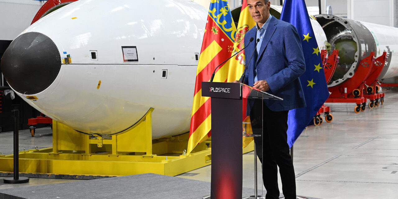 Pedro Sánchez destaca que el nuevo cohete Miura 9 «pondrá a Elche, Alicante y España a la vanguardia de la industria espacial»