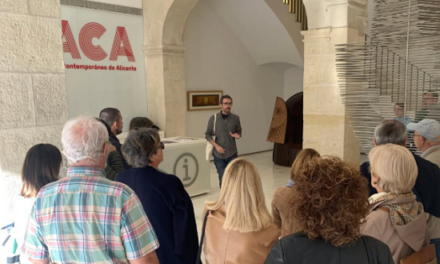 El MACA inicia los programas de actividades para el último trimestre con la exposición temporal Del color en el arte (Coloramas) de fondo