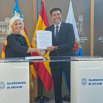 Alicante restaura la muralla del Castillo mediante un convenio con la Fundación Hortensia Herrero