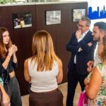 Carmen Álvarez expone ‘The Neighborhood’ en el Espai d’Art del Ayuntamiento de Benidorm