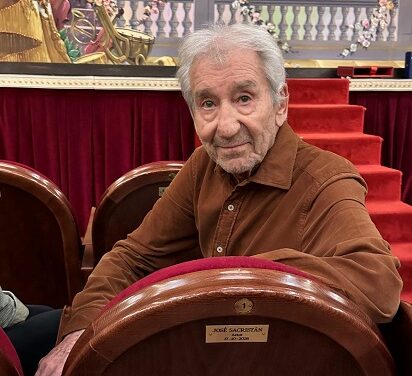 El Teatro Chapí de Villena homenajea la grandeza teatral de José Sacristán