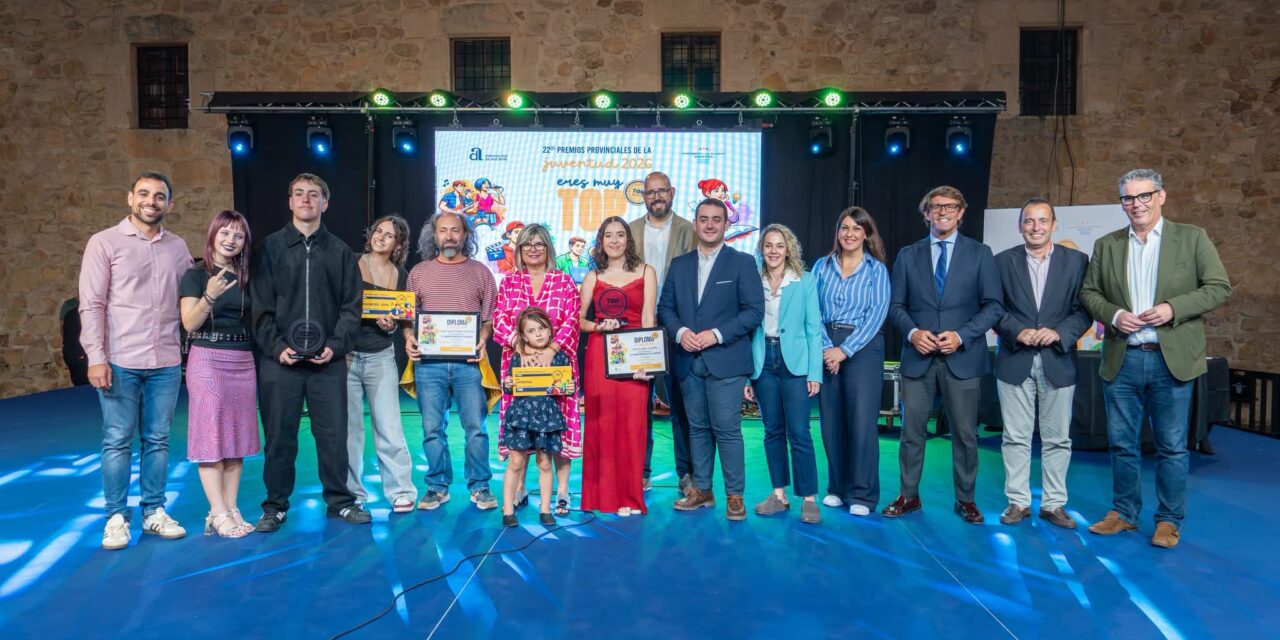 La Diputación premia con 18.000 euros el talento y el emprendimiento de los jóvenes de la provincia en una gala en Santa Pola